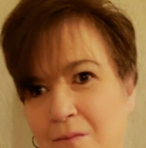 Meet your Posher, Debra